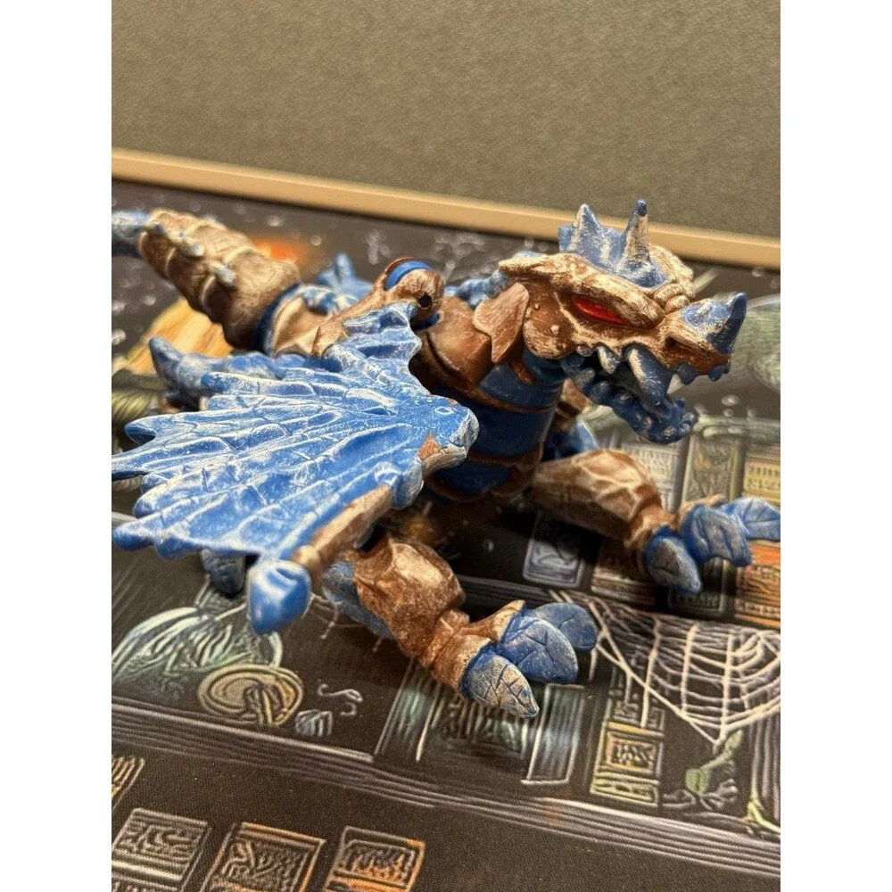 Mega Bloks Dragons: Fire and Ice - Frost Dragon (9893) Missing A Wing